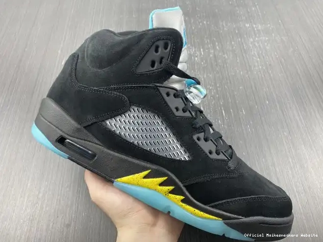 Official Maikesneakers Aqua Air Jordan DD0587-047 5 0516